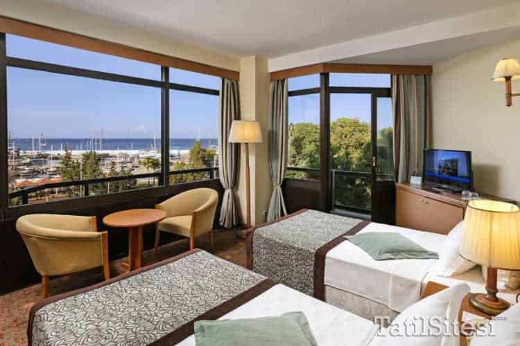 Özkaymak Marina Hotel